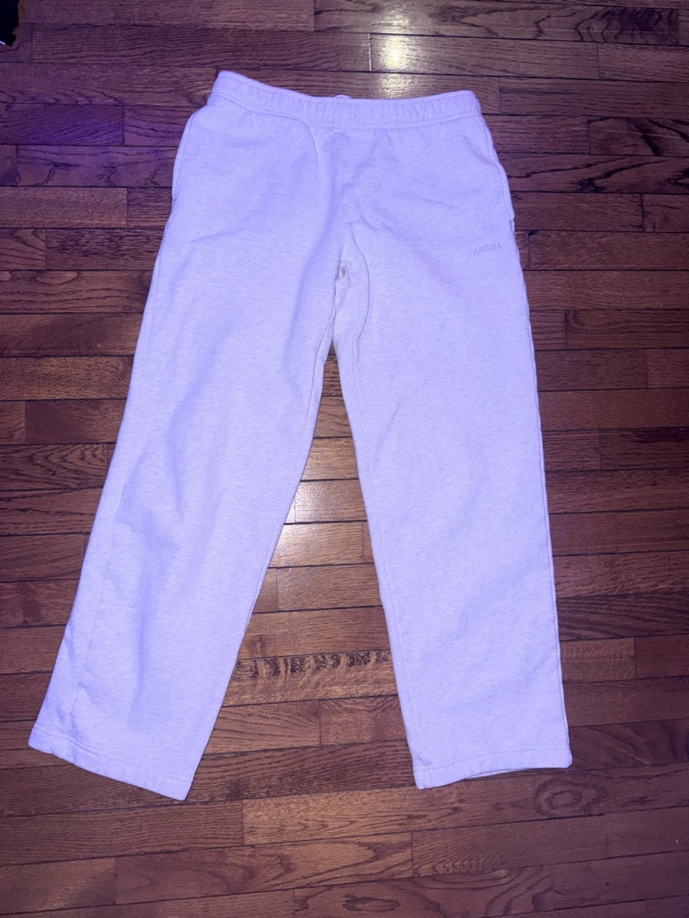 aritzia light grey sweatpants - Athletic
